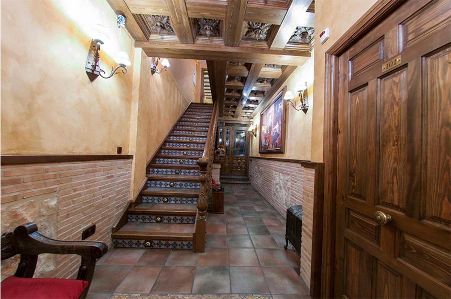 Hostal Rural Los Telares Pastrana Exterior photo